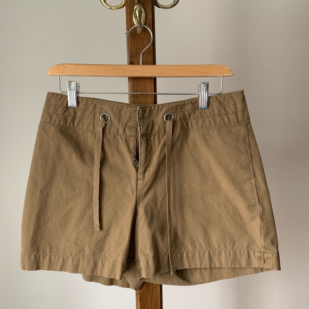 VINTAGE GAP | Khaki Shorts | Sz 6